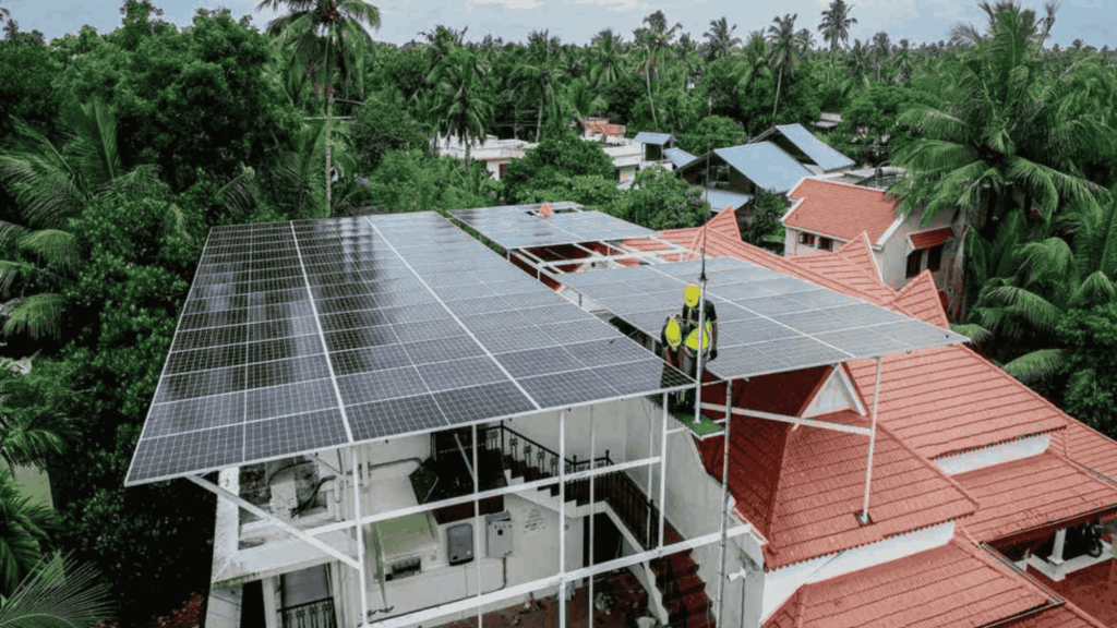 Top 5 Benefits of Starting a Solar Franchise in India